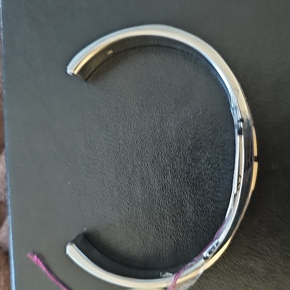 Cuff Bracelet - Picture 9 of 15